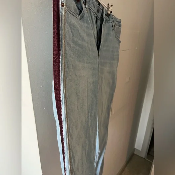 Abercrombie and Fitch Simone High Rise Slim - Picture 5 of 5